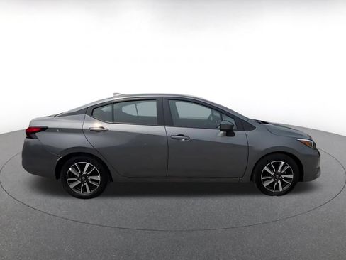Used 2025 Nissan Versa SV FWD image 13