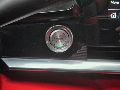 Used 2021 Chevrolet Corvette Stingray Premium Cpe w/ Z51 Performance Package RWD image 37