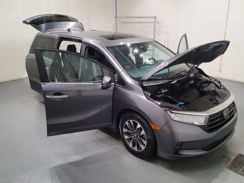 Used 2024 Honda Odyssey EX-L image 10