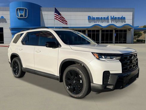 New 2026 Honda Pilot Black Edition image 7