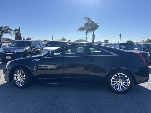 Used 2011 Cadillac CTS Premium image 3