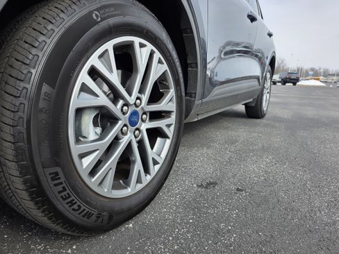 Certified 2022 Ford Escape SEL image 19