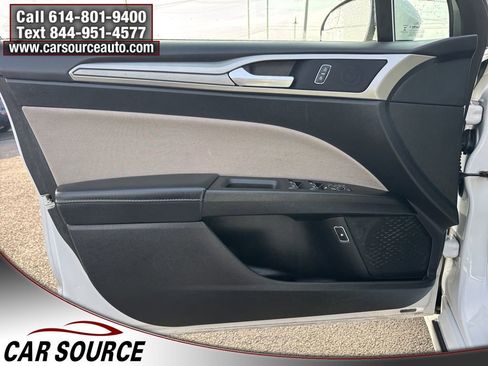 Used 2018 Ford Fusion S image 21