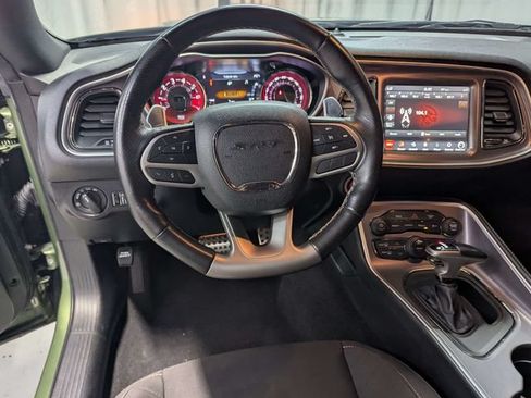 Used 2022 Dodge Challenger SRT Hellcat RWD image 7