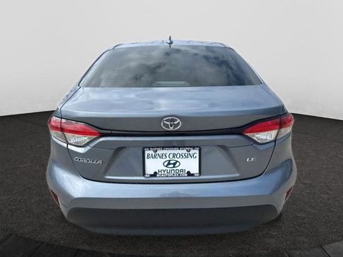 Used 2023 Toyota Corolla LE image 4