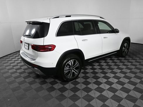 Certified 2025 Mercedes-Benz GLB 250 image 26