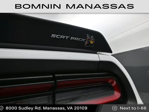 Used 2022 Dodge Challenger R/T Scat Pack RWD image 24