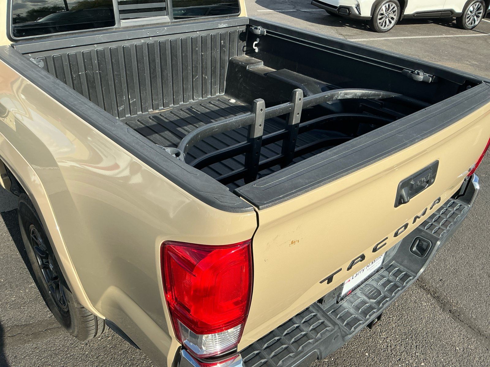 Used 2017 Toyota Tacoma SR5 w/ Tow Package RWD image 30