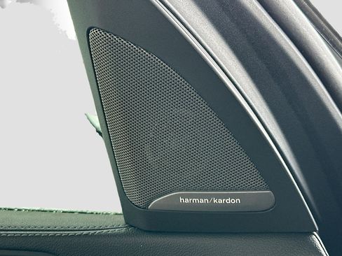 Used 2023 BMW X5 xDrive40i w/ Parking Assistance Package image 19