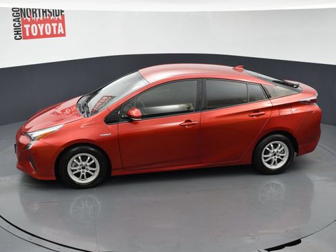 Used 2018 Toyota Prius Two w/ Prius Two Safety Plus Package FWD image 18
