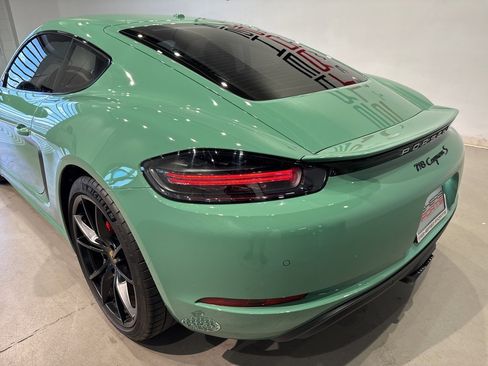 Used 2025 Porsche 718 Cayman S image 37