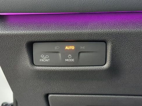 New 2026 Volkswagen Tiguan SEL R-Line image 28