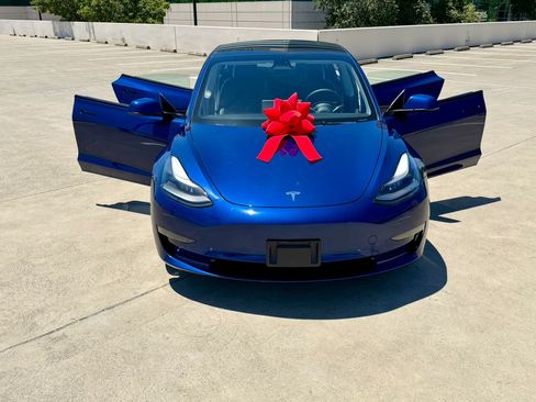 Used 2022 Tesla Model 3 RWD image 42