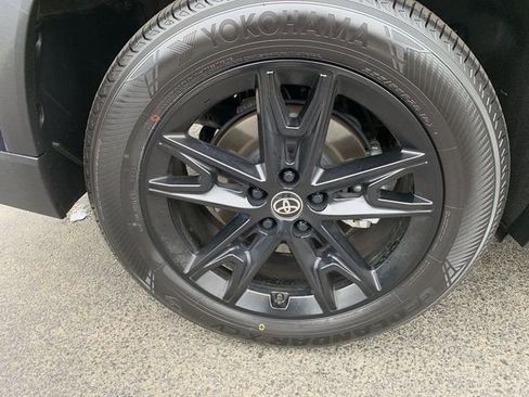 Certified 2024 Toyota Grand Highlander MAX Platinum image 37