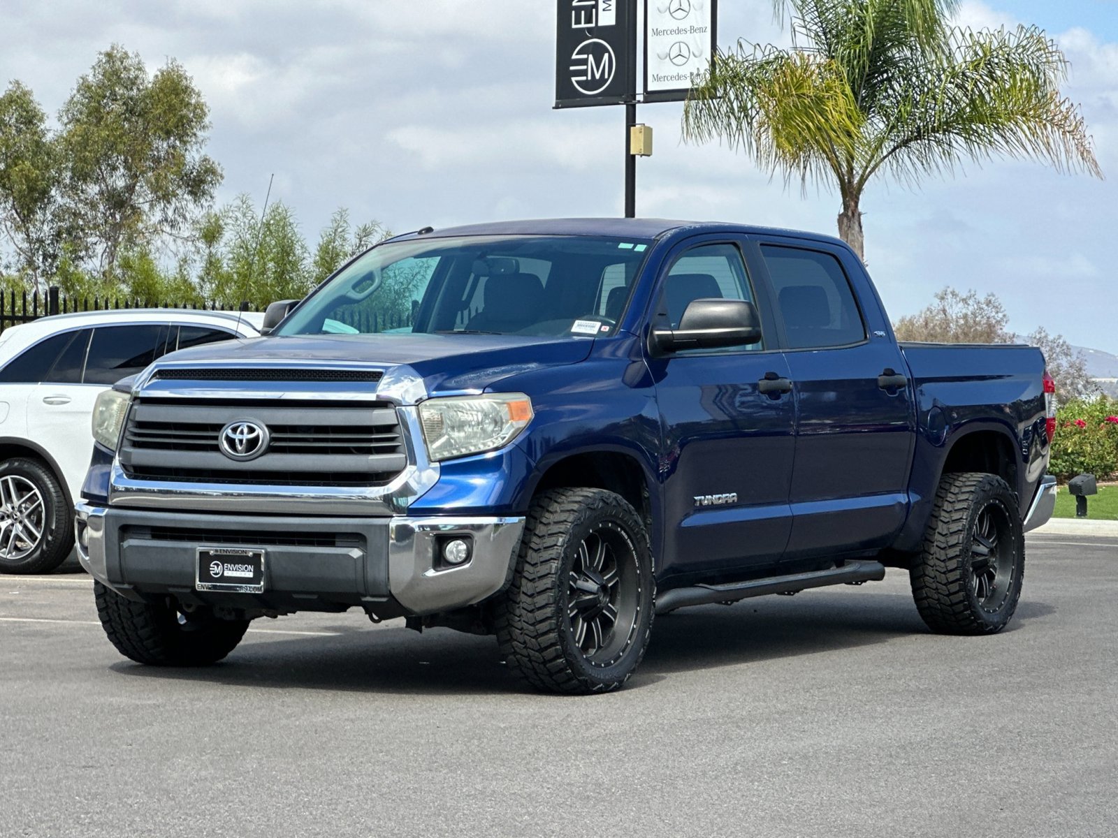 Used 2014 Toyota Tundra SR5 w/ SR5 Upgrade Package RWD image 7