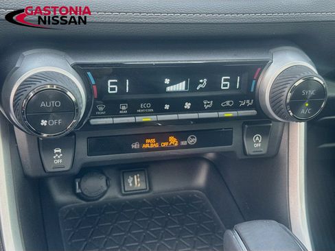Used 2024 Toyota RAV4 XLE Premium FWD image 21