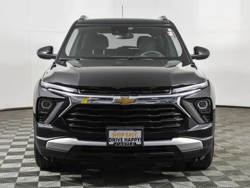 Used 2024 Chevrolet TrailBlazer LT FWD image 9