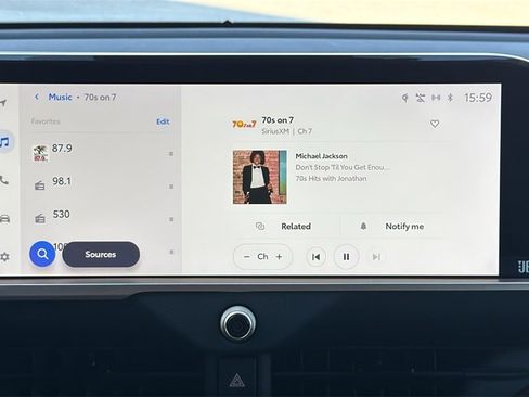 Used 2023 Toyota Crown Limited image 20