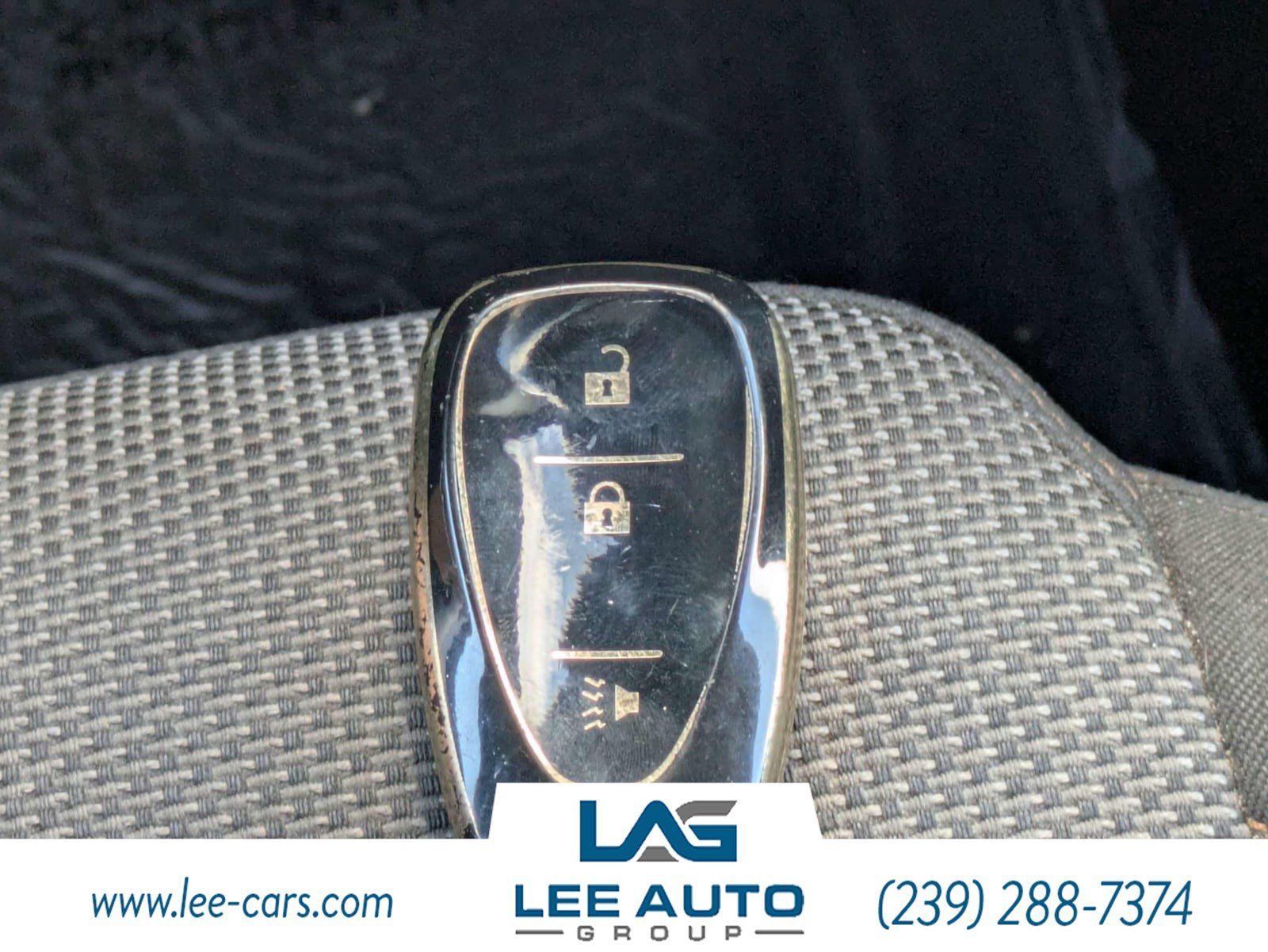 Used 2019 Chevrolet Traverse LT FWD image 29