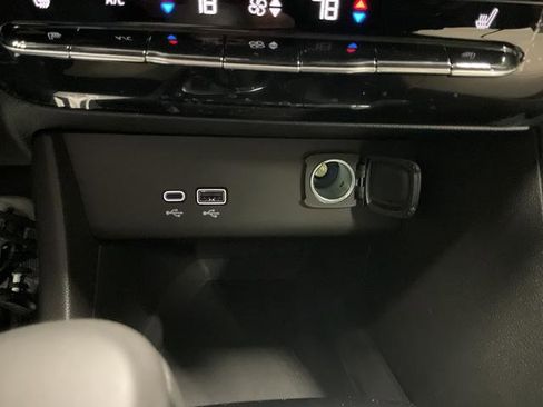 New 2026 Buick Encore GX Avenir image 24