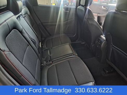 Used 2023 Ford Escape ST-Line w/ Tech Pack #1 AWD/4WD image 12