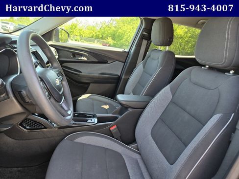 Used 2023 Chevrolet TrailBlazer LT w/ Convenience Package AWD/4WD image 26