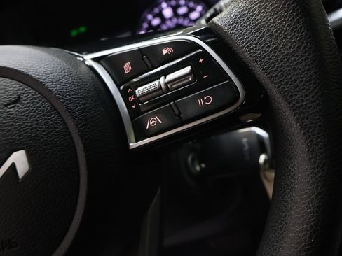 Used 2024 Kia Forte LXS FWD image 19