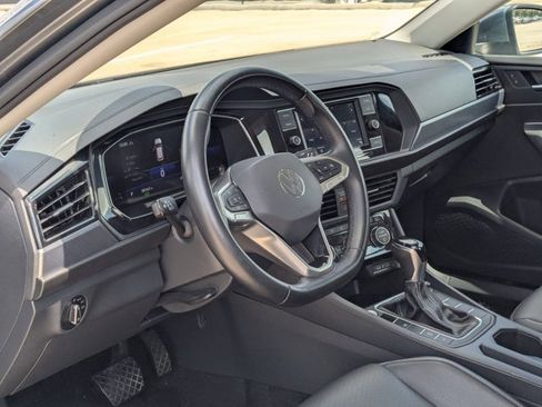 Used 2025 Volkswagen Jetta S image 10