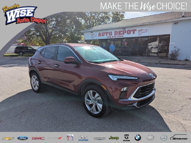 Used 2024 Buick Encore GX Preferred FWD image 1