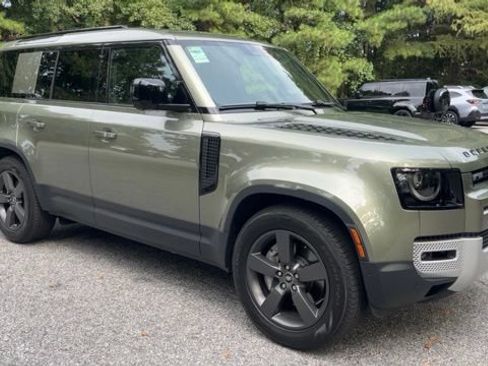Certified 2025 Land Rover Defender 110 S AWD/4WD image 2