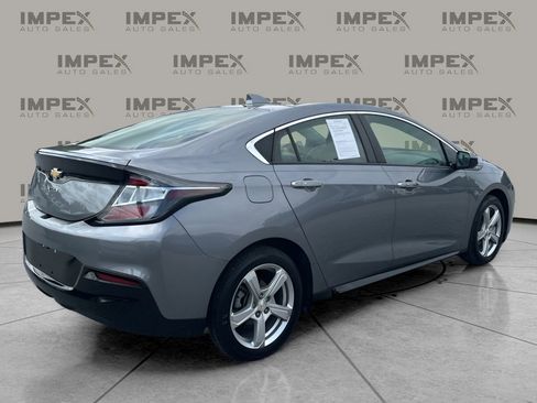 Used 2018 Chevrolet Volt LT image 5