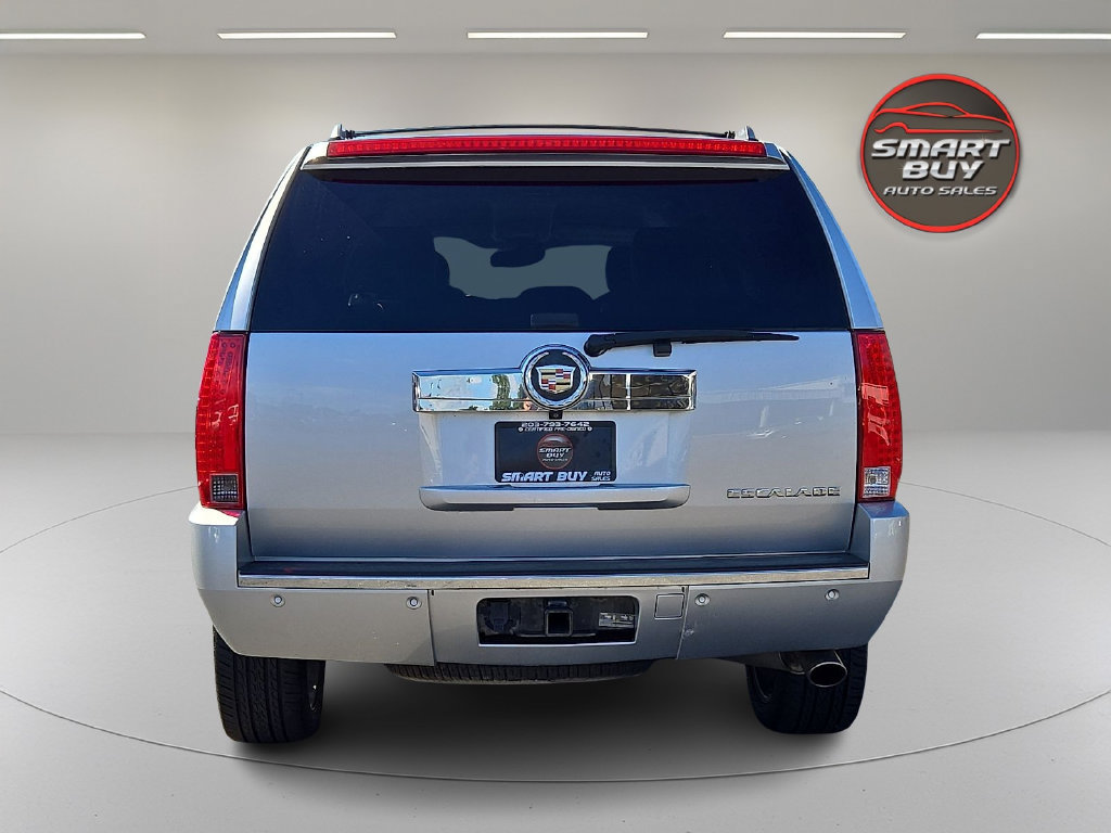 Used 2014 Cadillac Escalade Luxury RWD image 6