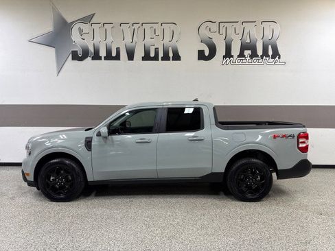 Used 2022 Ford Maverick Lariat w/ Lariat Luxury Package image 11