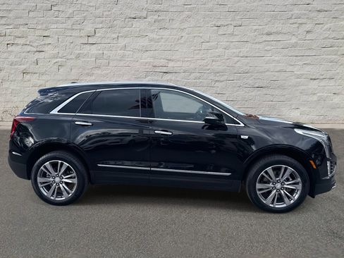 Certified 2025 Cadillac XT5 Premium Luxury image 4