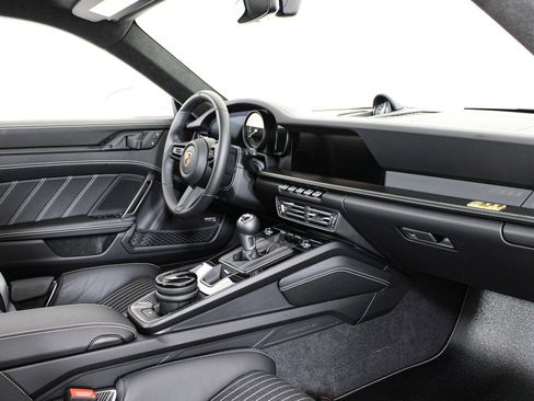 Used 2024 Porsche 911 GT3 RS RWD image 25