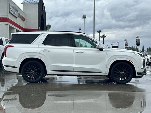 Used 2024 Hyundai Palisade Calligraphy AWD/4WD image 7