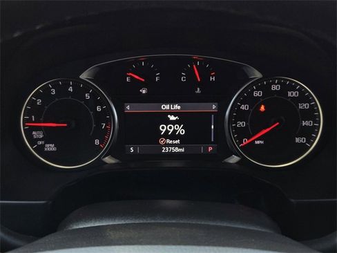 Used 2023 GMC Acadia SLT w/ Elevation Edition image 32