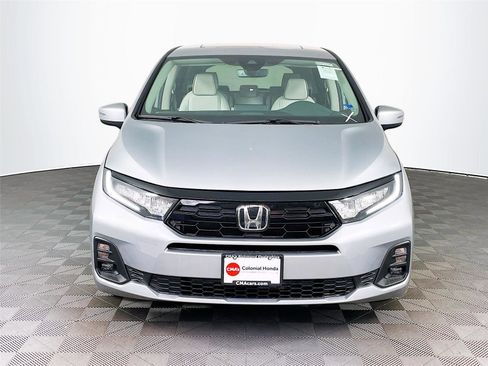 New 2026 Honda Odyssey Touring image 2