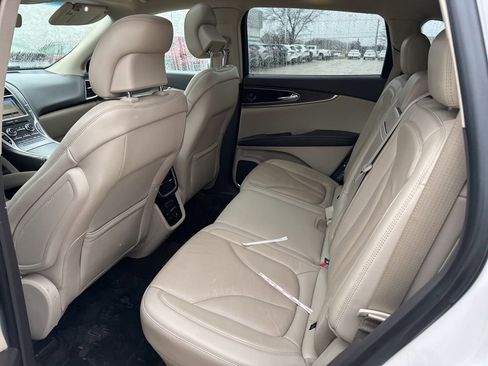 Used 2019 Lincoln Nautilus Reserve w/ Driver Assistance Package image 14