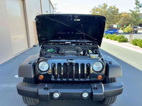 Used 2013 Jeep Wrangler Unlimited Sport AWD/4WD image 56