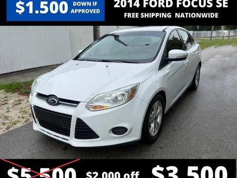 Used 2014 Ford Focus SE FWD image 1