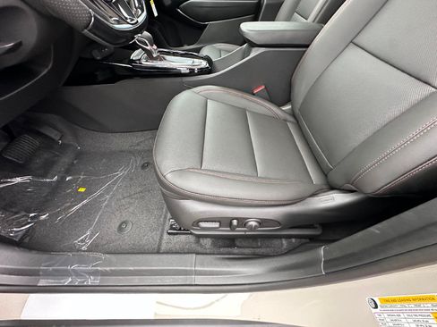 New 2026 Chevrolet Trax RS w/ Sunroof Package FWD image 10
