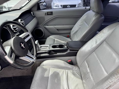 Used 2006 Ford Mustang Coupe RWD image 31