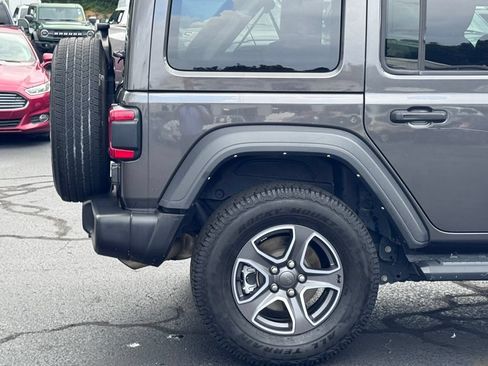 Used 2021 Jeep Wrangler Unlimited Sport w/ Sun And Sound Package AWD/4WD image 21