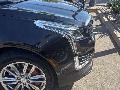 Used 2023 Cadillac XT5 Sportv w/ Technology Package AWD/4WD image 8