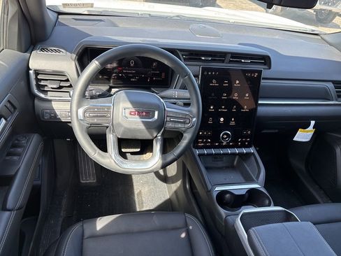 Used 2026 GMC Terrain Elevation w/ Elevation Premium Package AWD/4WD image 17