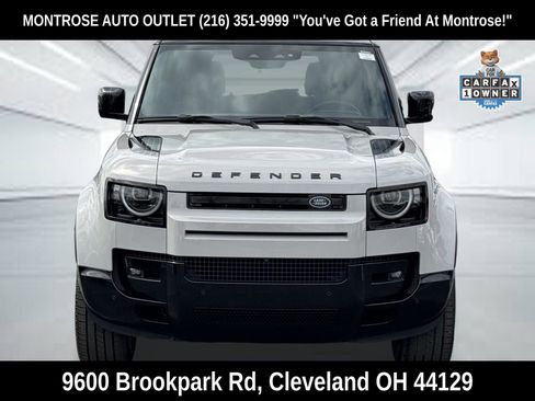 Used 2026 Land Rover Defender 130 X-Dynamic SE AWD/4WD image 9