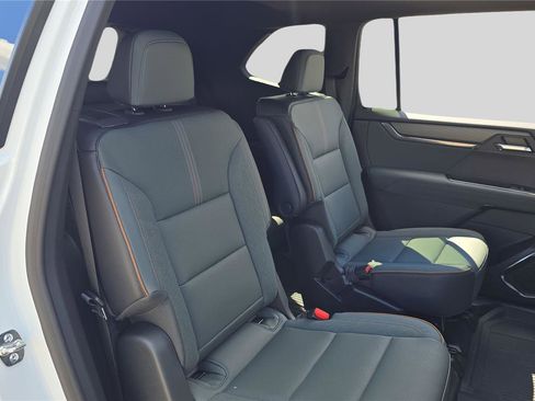 New 2026 GMC Acadia AT4 w/ Super Cruise Package image 17