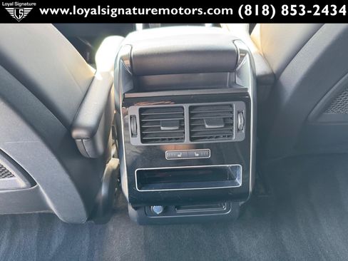 Used 2017 Land Rover Range Rover Sport AWD/4WD image 18