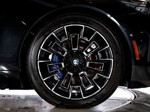 Used 2025 BMW M5 Touring w/ M Driver's Package image 15